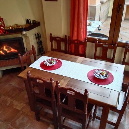 Villa Villen Moclin Bagian luar foto