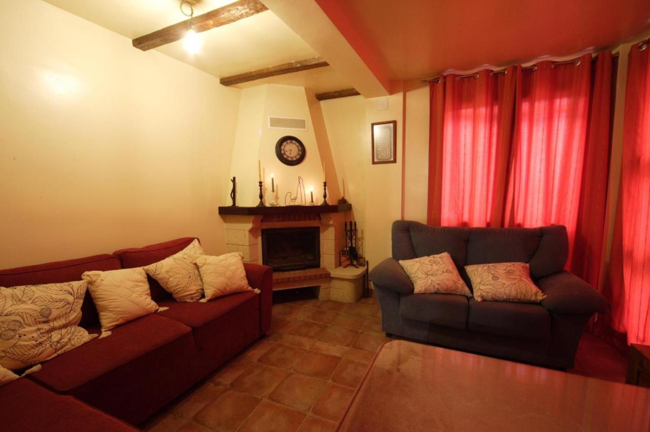Villa Villen Moclin Bagian luar foto