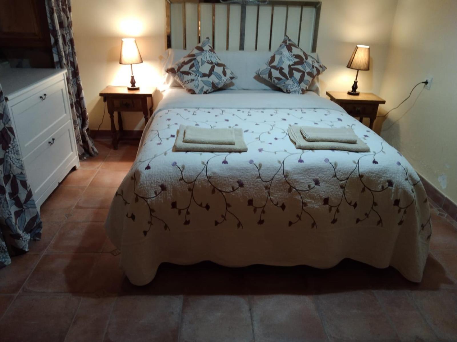 Villa Villen Moclin Bagian luar foto
