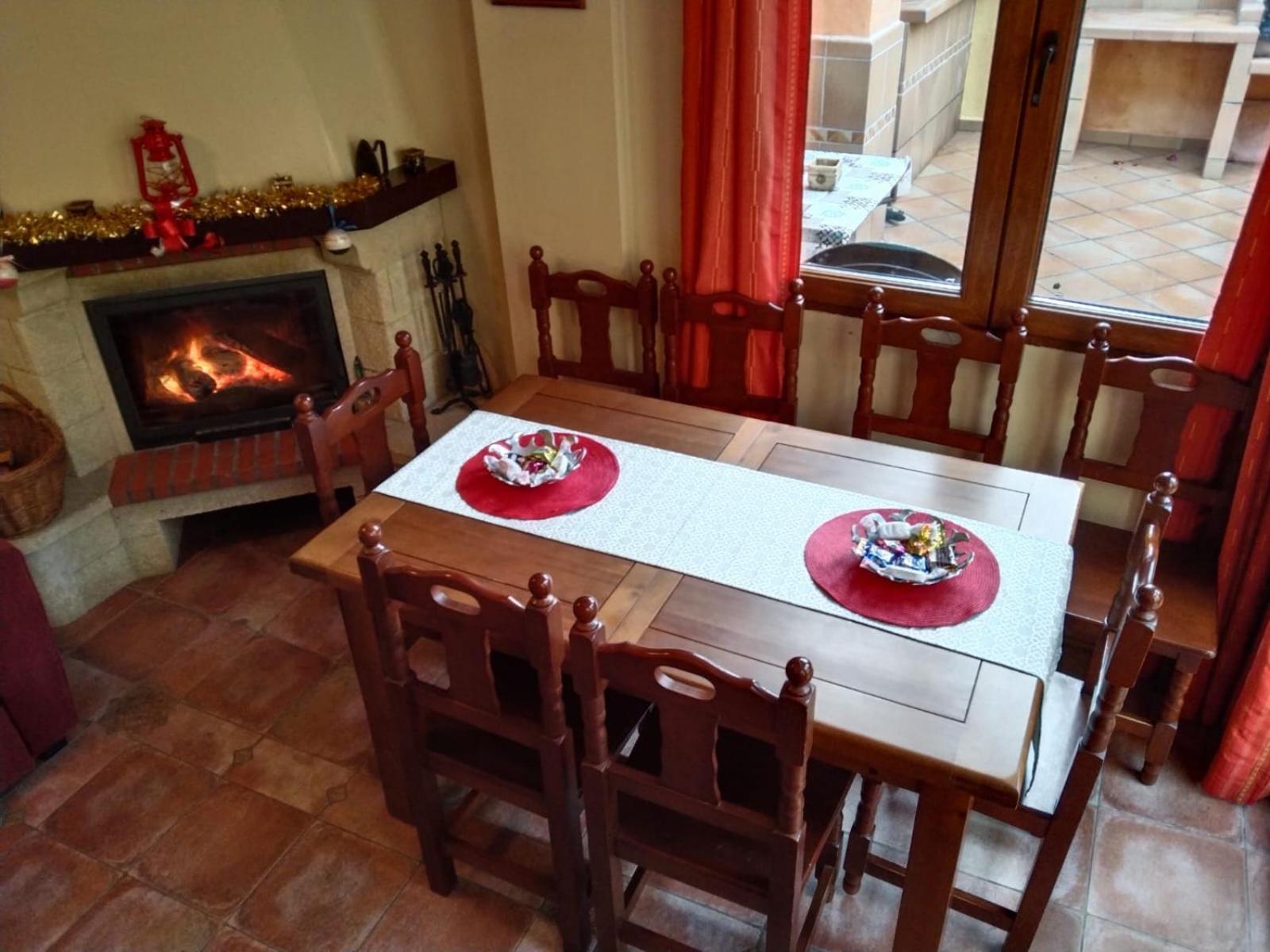 Villa Villen Moclin Bagian luar foto